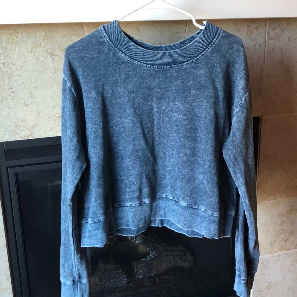 Blue crop top sweater